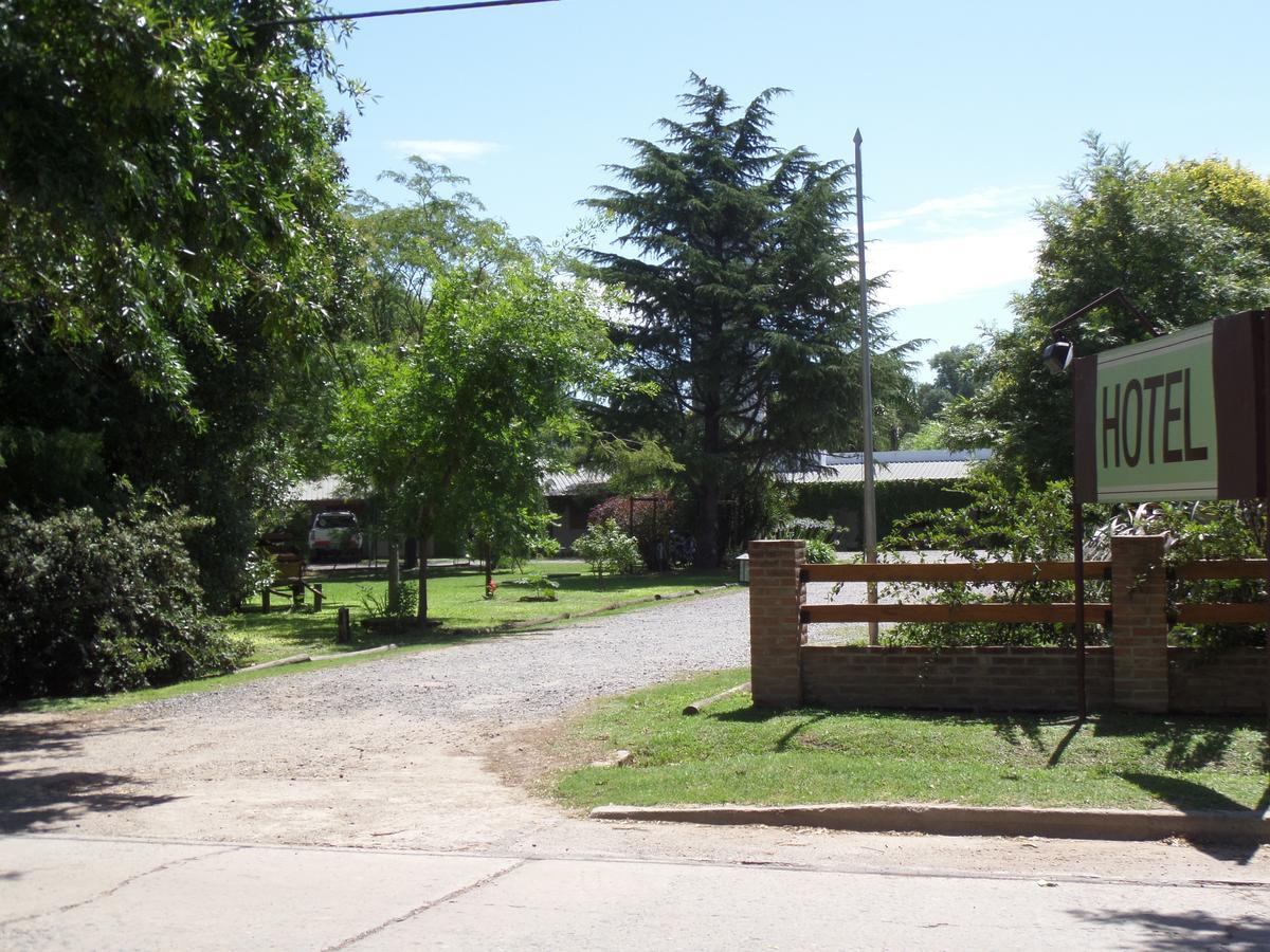 Hotel Carmen De Areco Exteriér fotografie